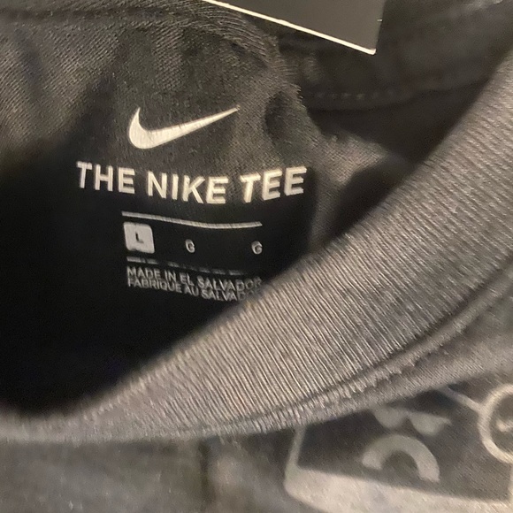 Nike boys t-shirt - Picture 2 of 4